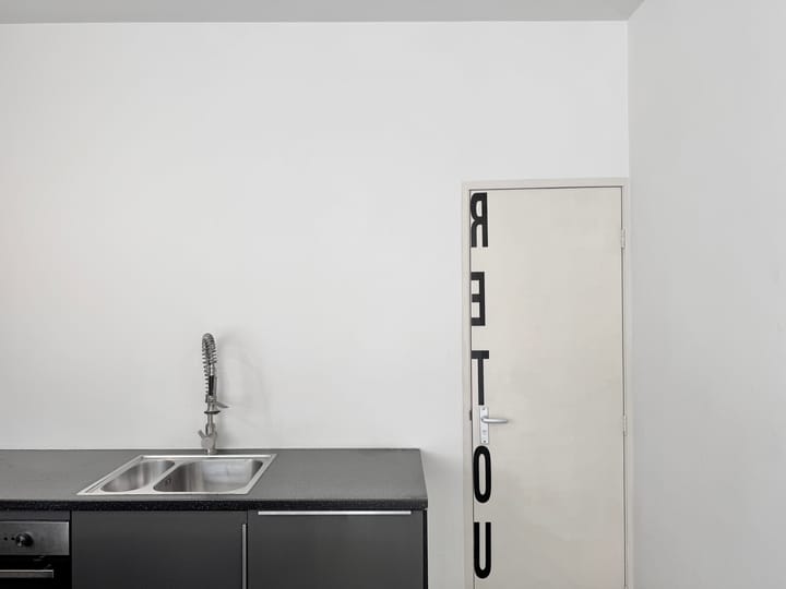 Foto 48 van Eerste Laurierdwarsstraat 18-B