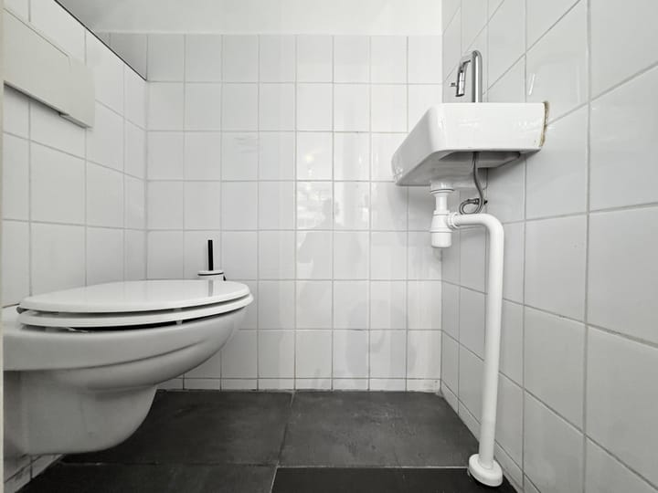 Foto 47 van Eerste Laurierdwarsstraat 18-B