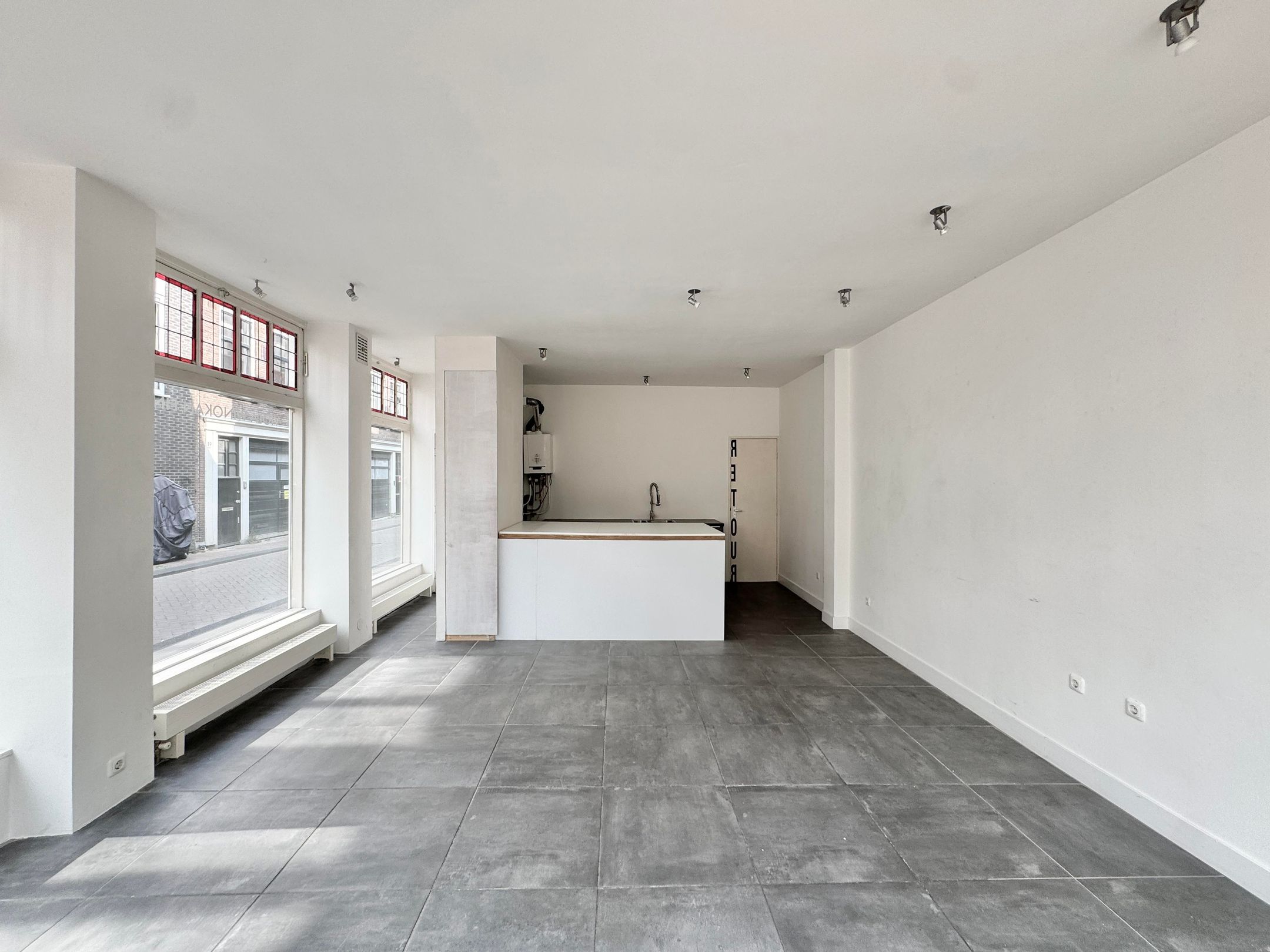 Foto 42 van Eerste Laurierdwarsstraat 18-B