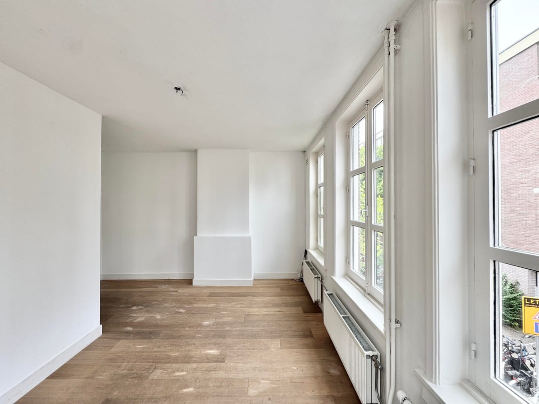 Foto 32 van Eerste Laurierdwarsstraat 18-B