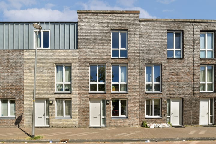 Beneluxlaan 586