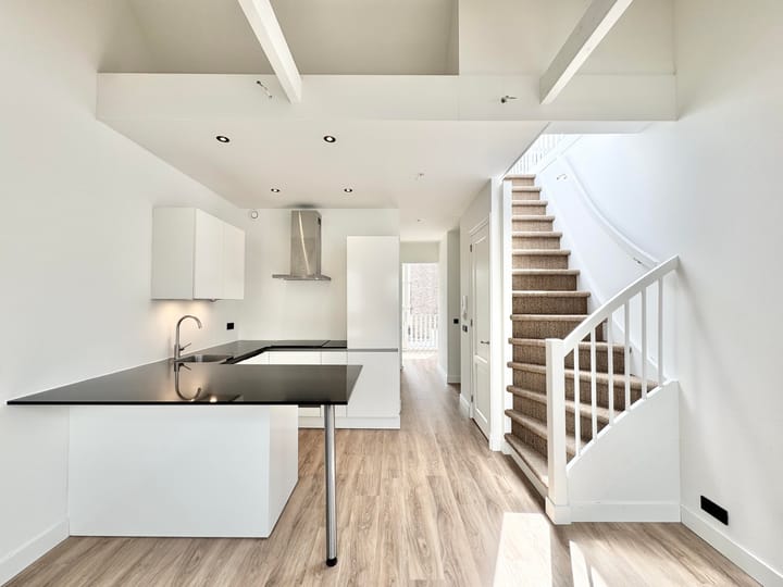 Photo 4 of Overtoom 115-D