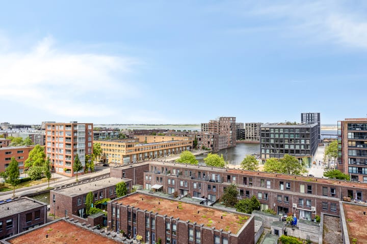 Foto 31 van Julius Pergerstraat 13