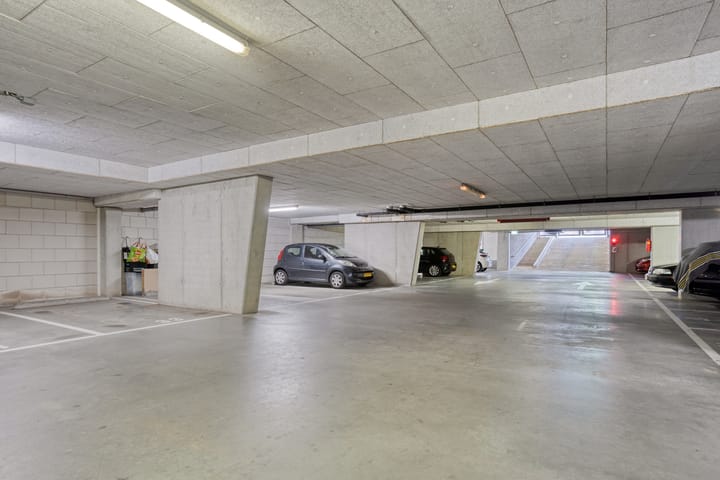 Foto 33 van Julius Pergerstraat 13