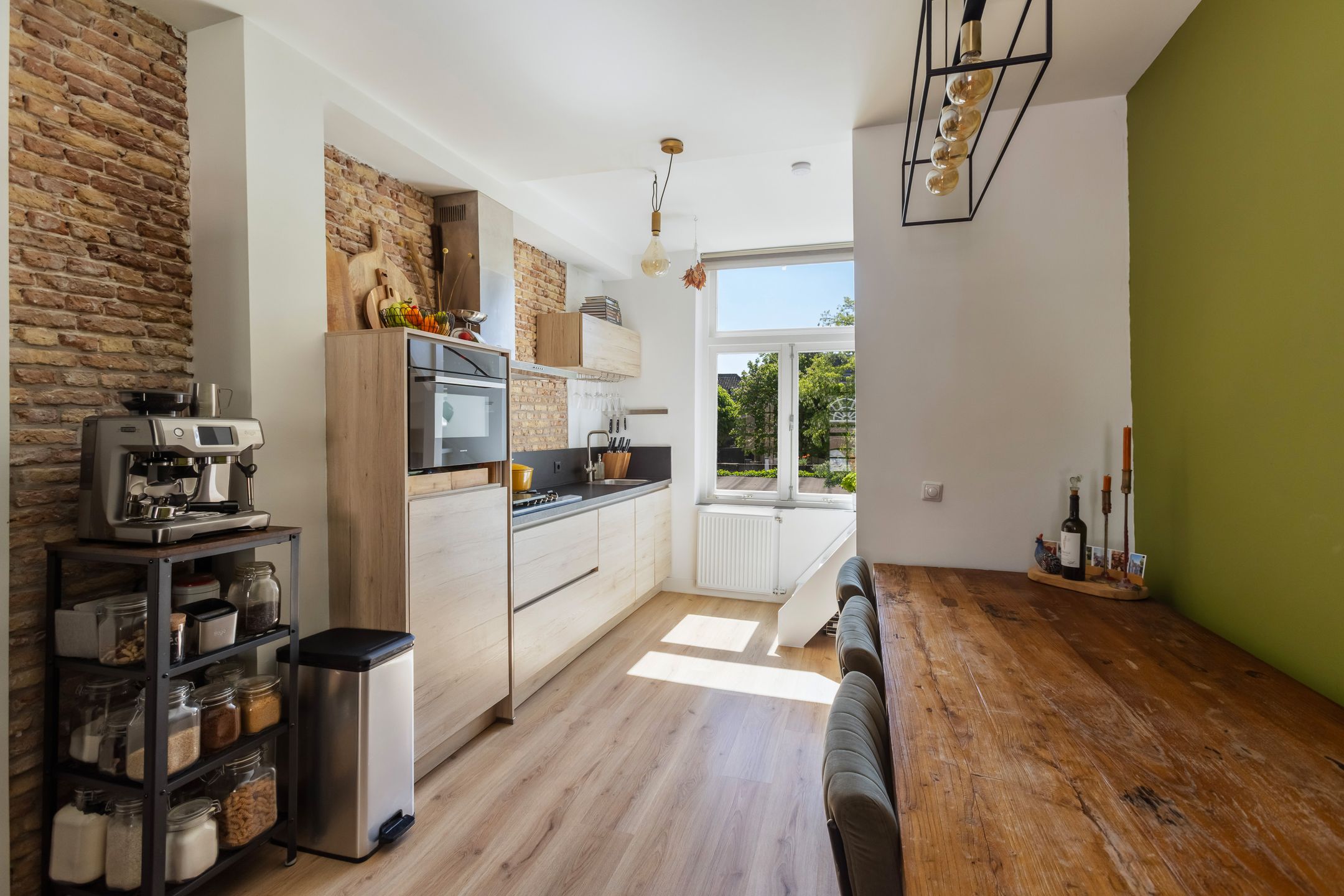 Foto 3 van Weeshuisstraat 15