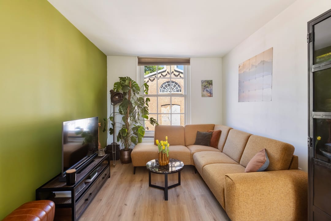 Foto 2 van Weeshuisstraat 15