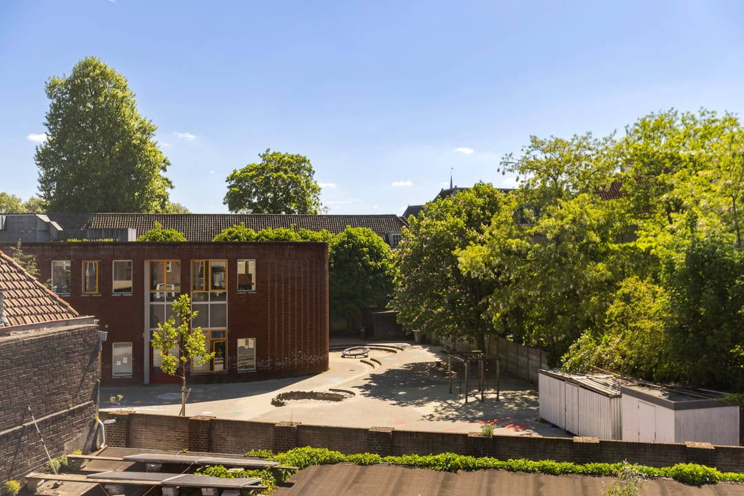 Foto 32 van Weeshuisstraat 15