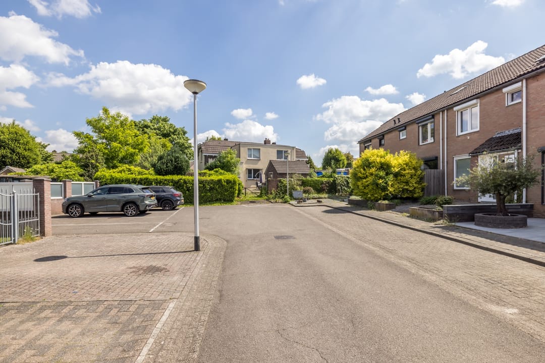 Foto 31 van Eemstraat 14