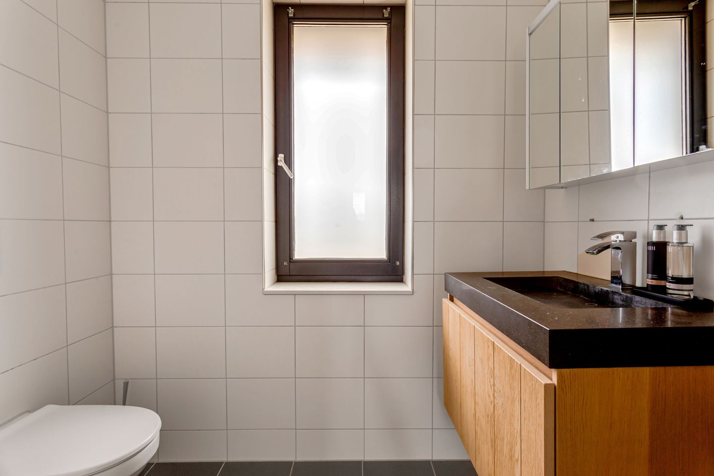 Photo 34 of Coulombstraat 14