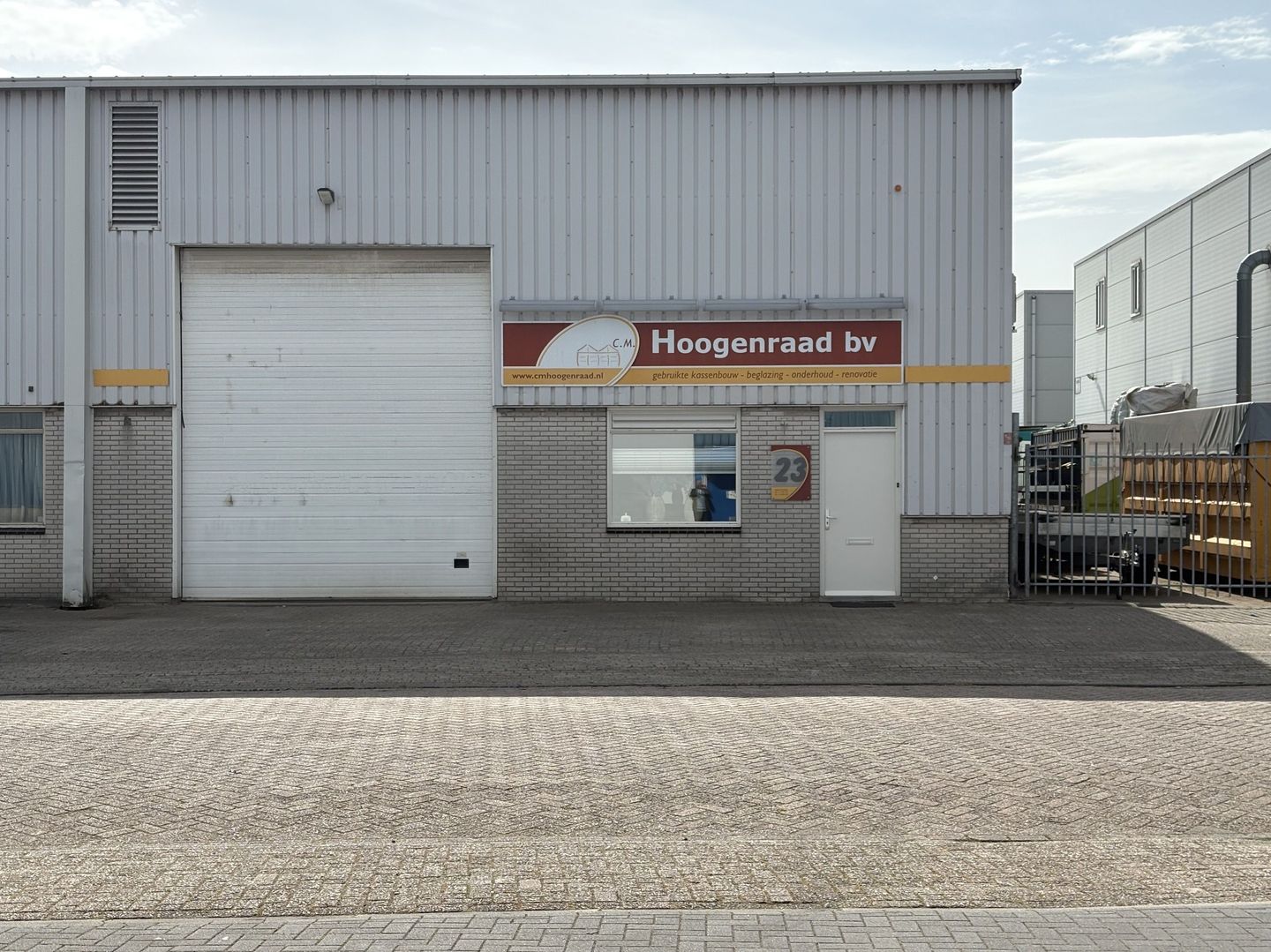 Bekijk foto 2 van Marie Curiestraat 23