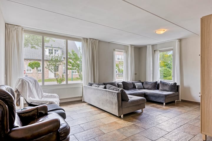 Foto 9 van Den Heymit 14