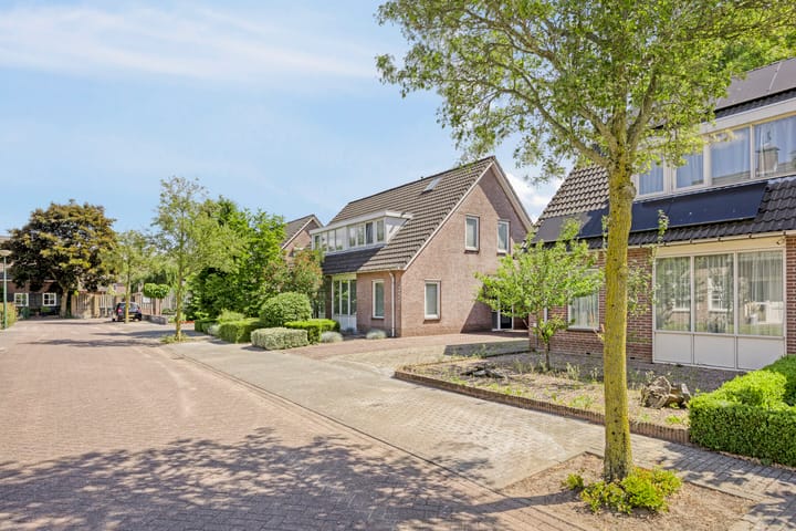 Foto 32 van Den Heymit 14