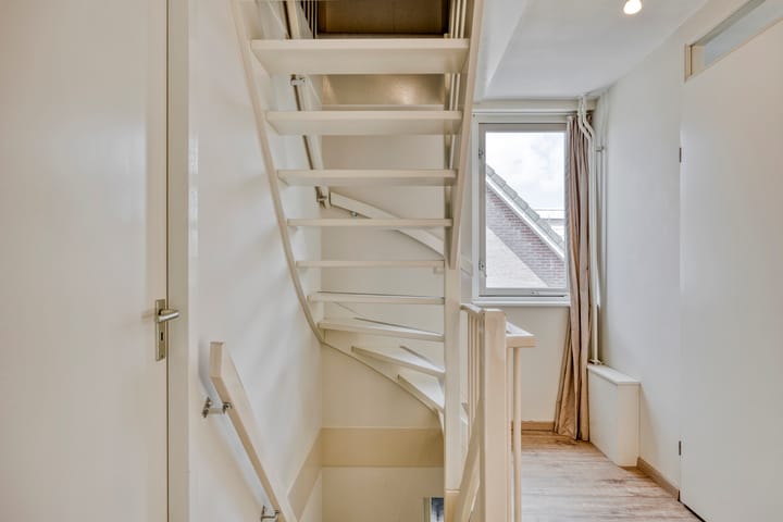 Foto 16 van Den Heymit 14