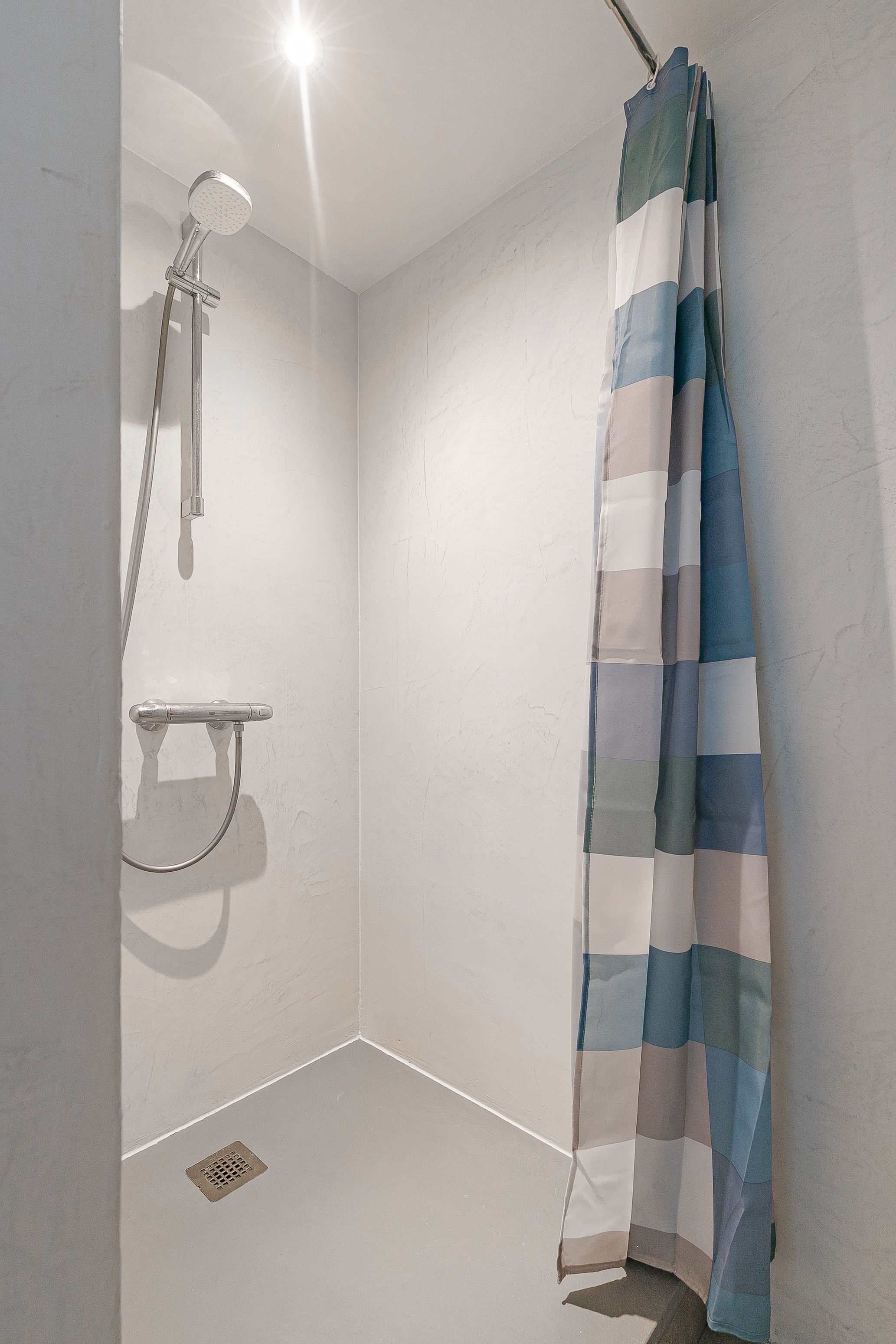 Foto 12 van Sint Annadal 13-G