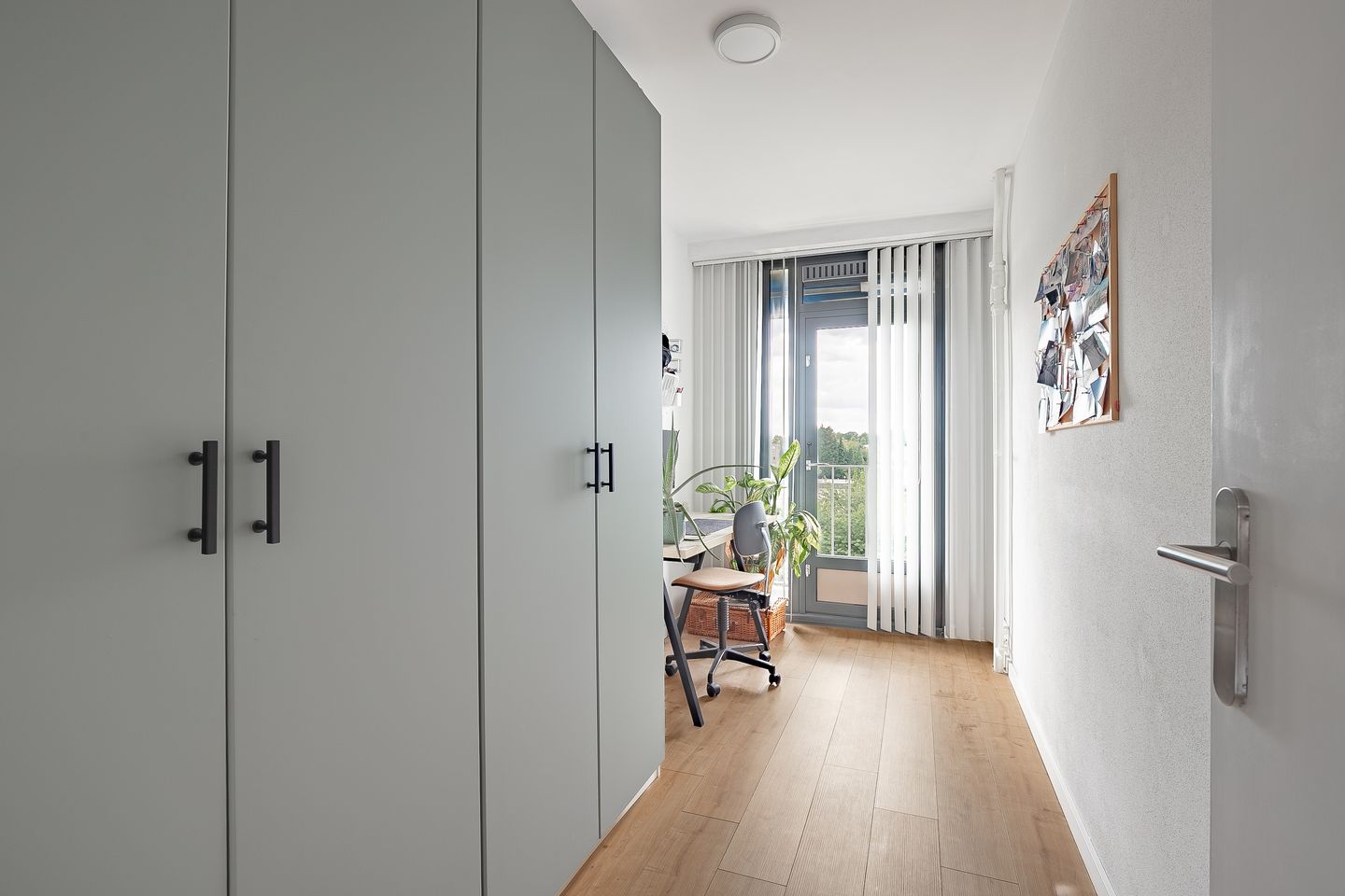 Foto 14 van Sint Annadal 13-G