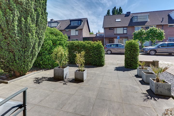 Foto 8 van Van Schendelstraat 21