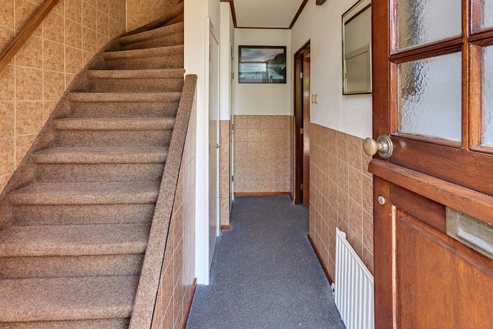 Foto 9 van Van Schendelstraat 21