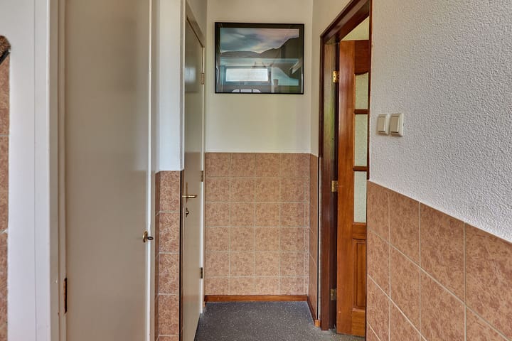 Foto 10 van Van Schendelstraat 21