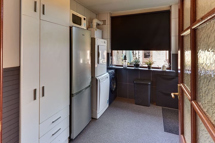 Foto 25 van Van Schendelstraat 21