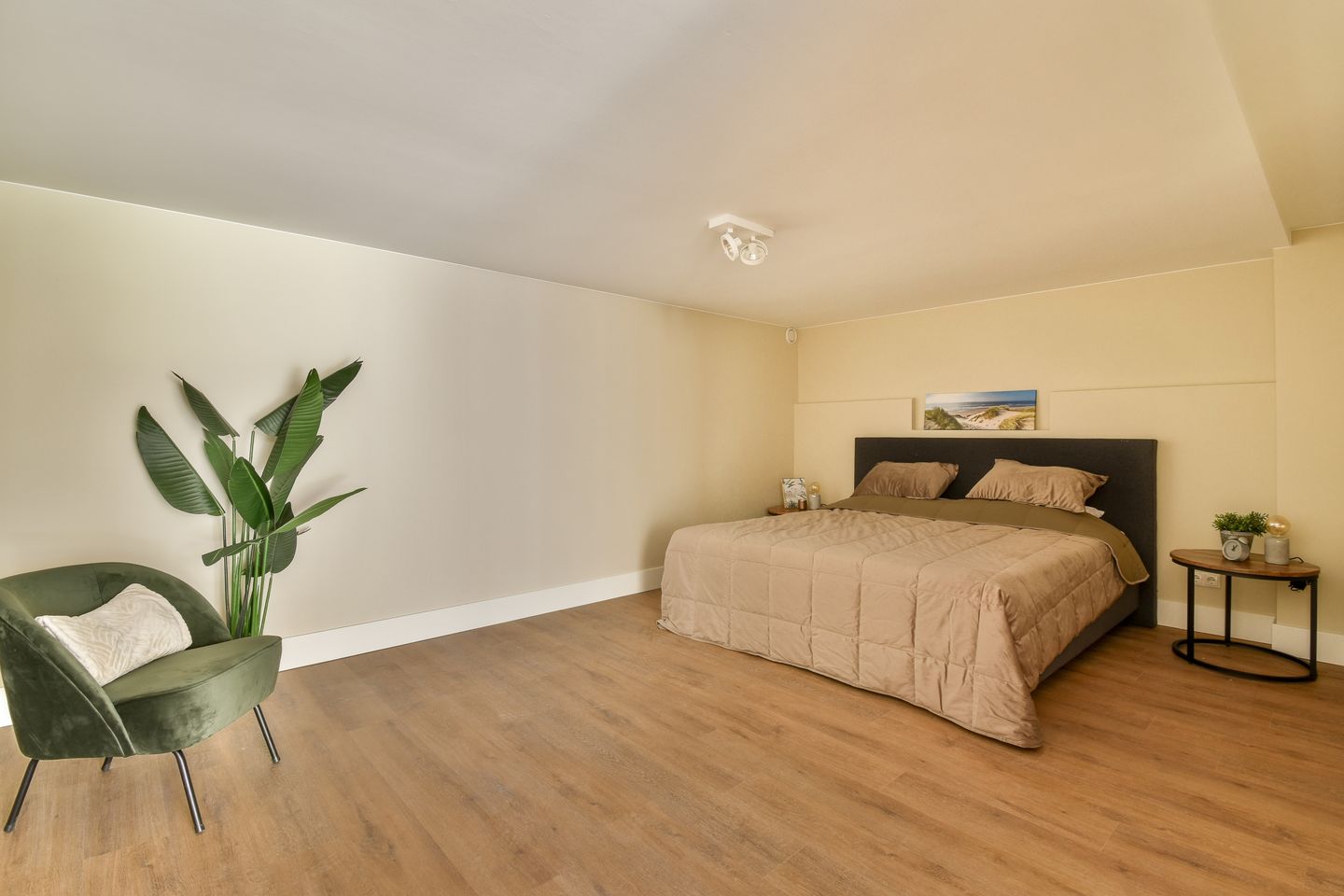 Foto 19 van Raamweg 12