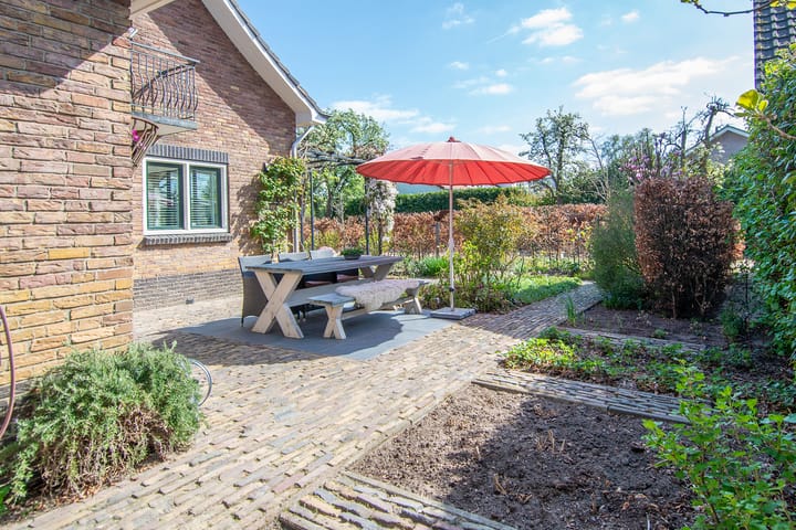 Foto 65 van Karstraat 13