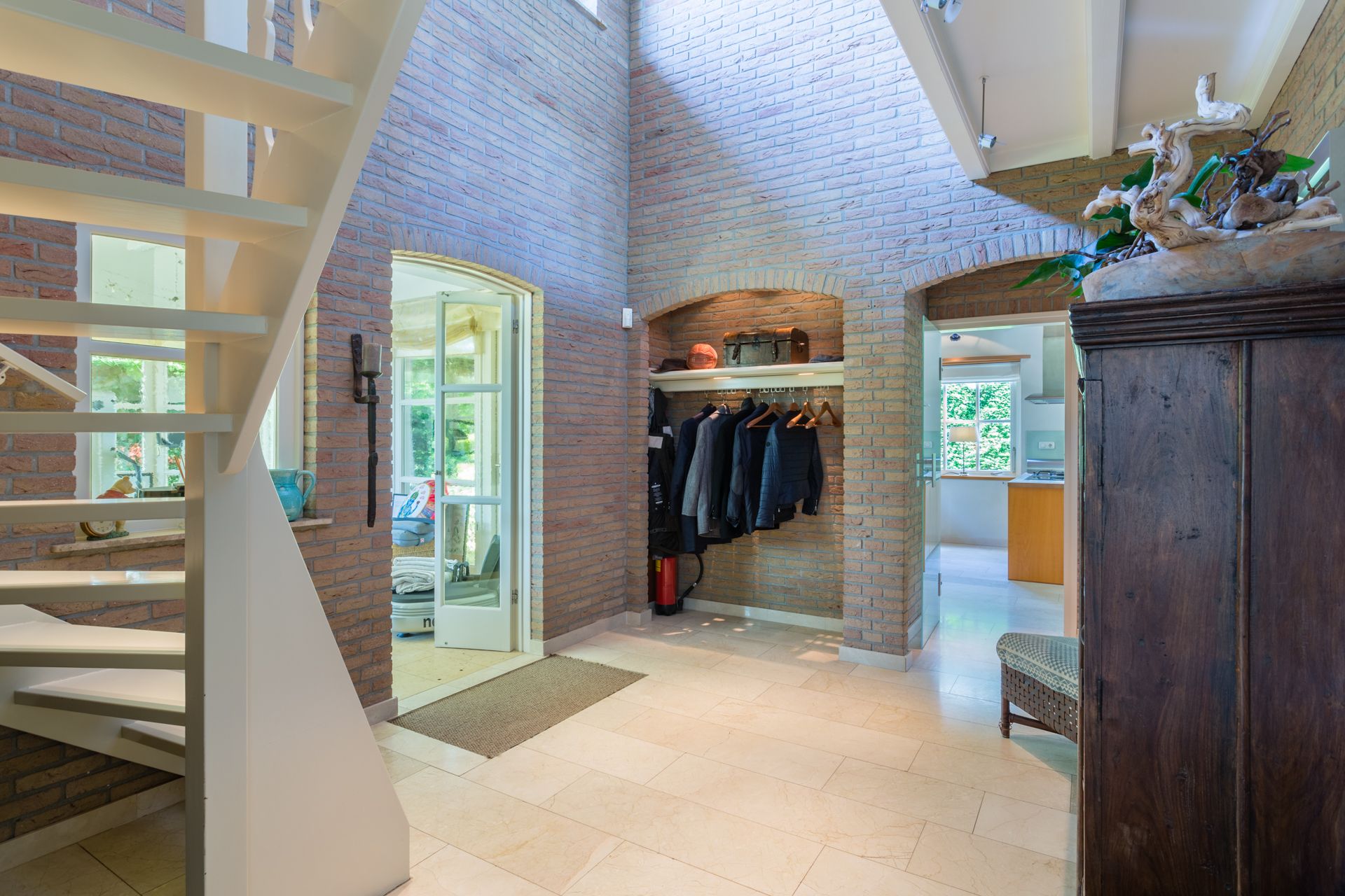 Photo 12 of Kloosterweg 17