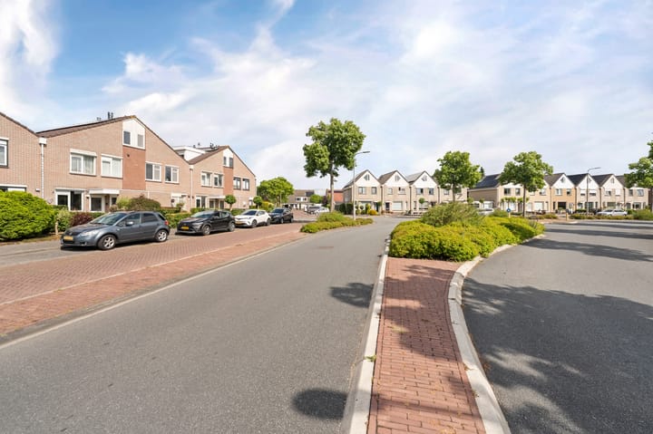 Foto 6 van Dr. W.M. Verhaarlaan 46