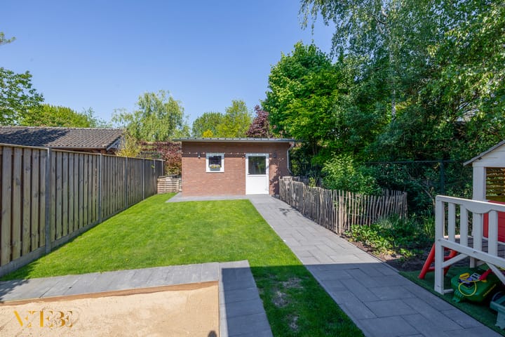 Foto 24 van Sint Theresiastraat 2-A