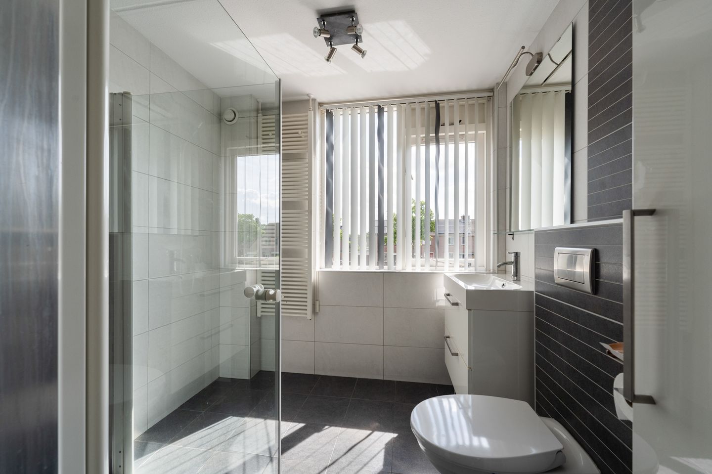 Foto 40 van Dr. W.M. Verhaarlaan 46