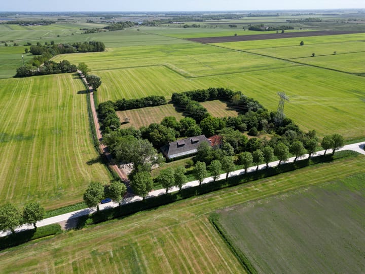 Photo 3 of Luddeweersterweg 1