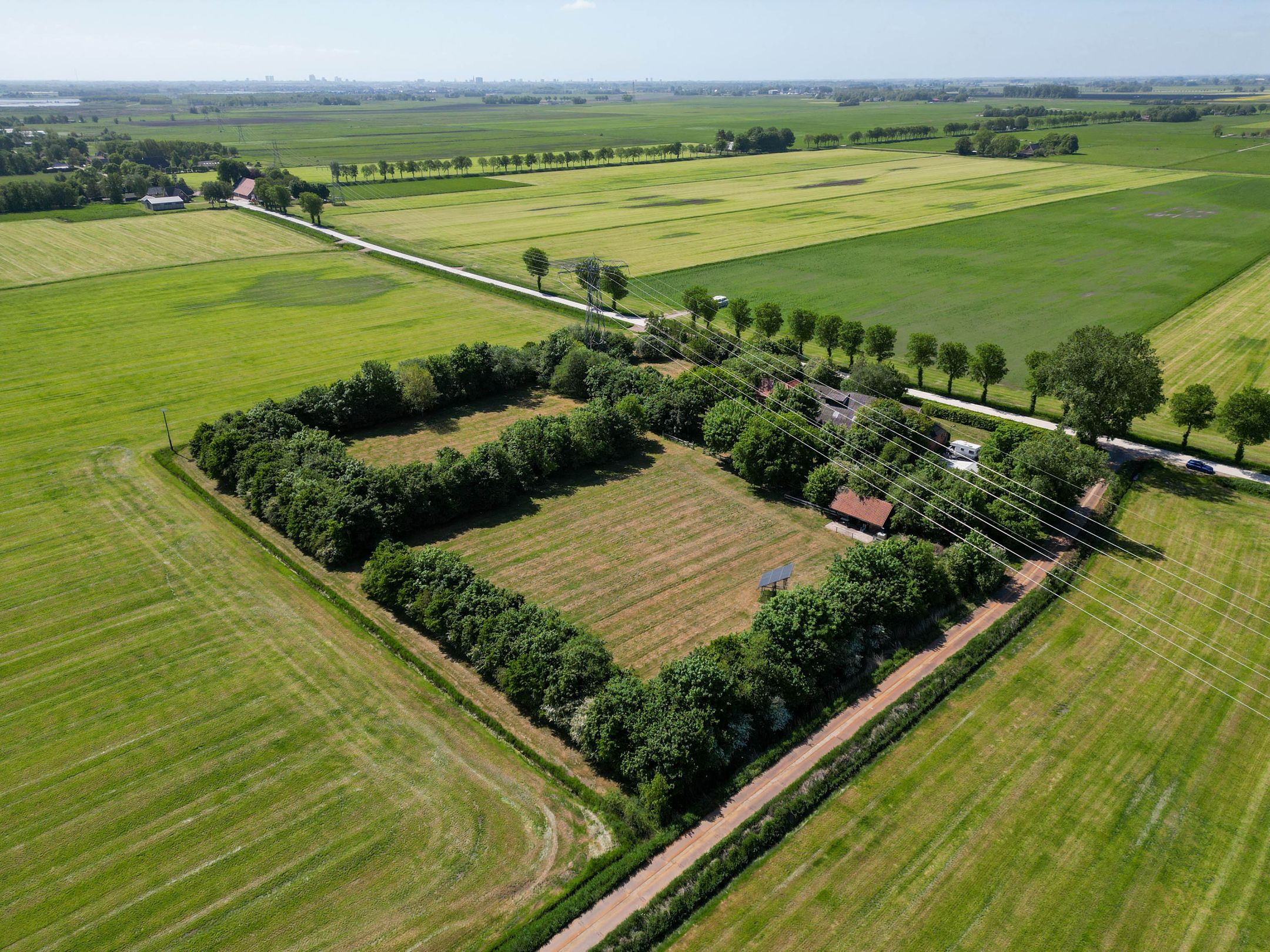 Foto 6 van Luddeweersterweg 1