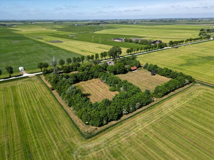 Photo 9 of Luddeweersterweg 1