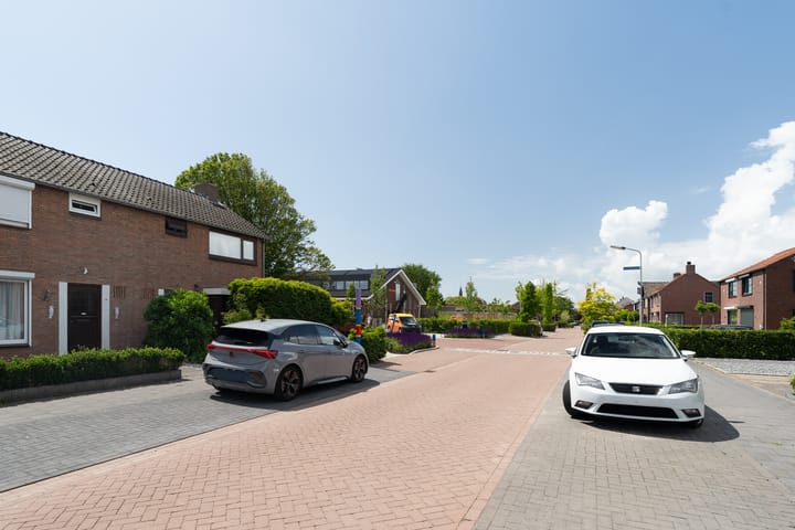 Foto 32 van Hinkelingestraat 16