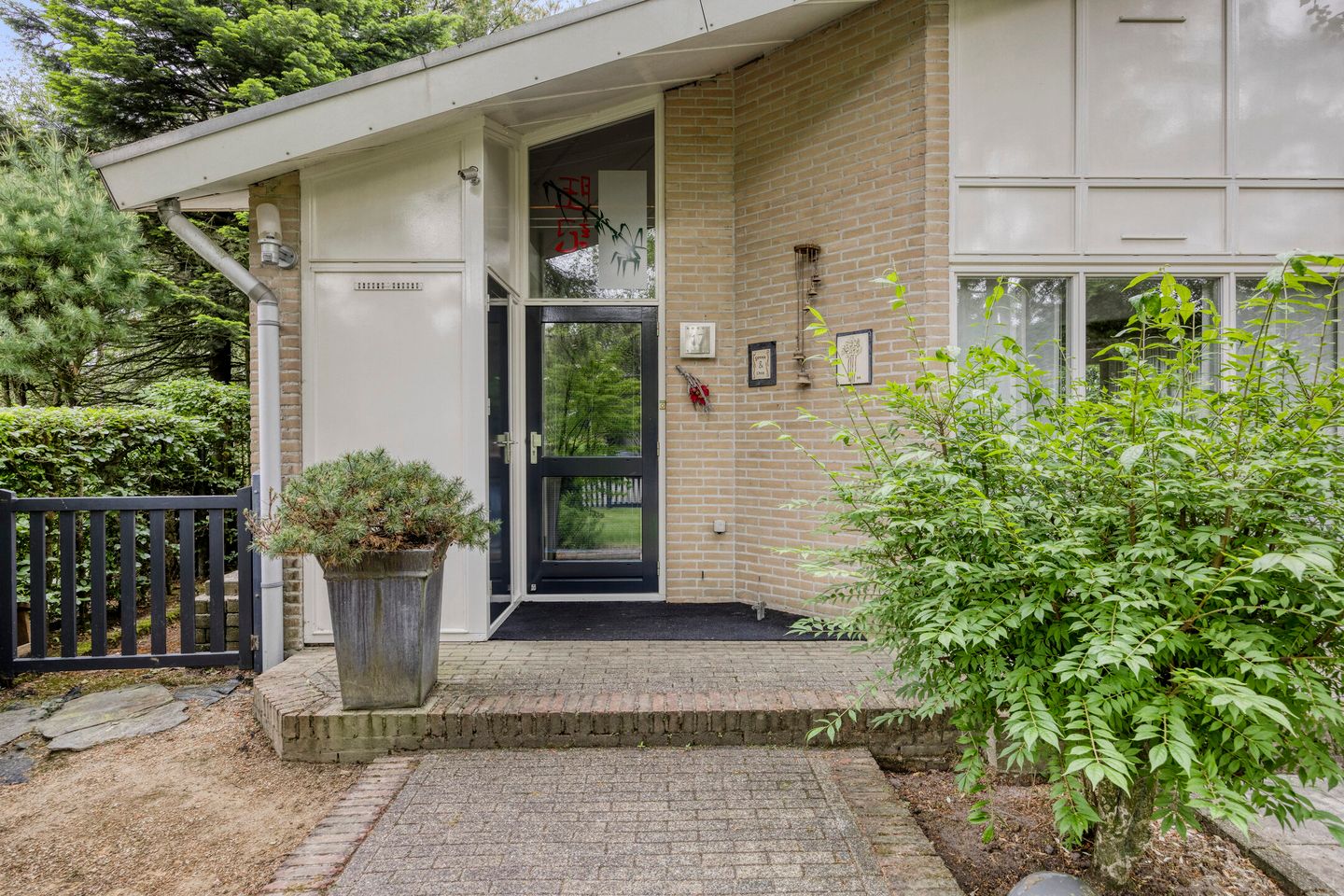 Photo 10 of Scheibaan 17-17