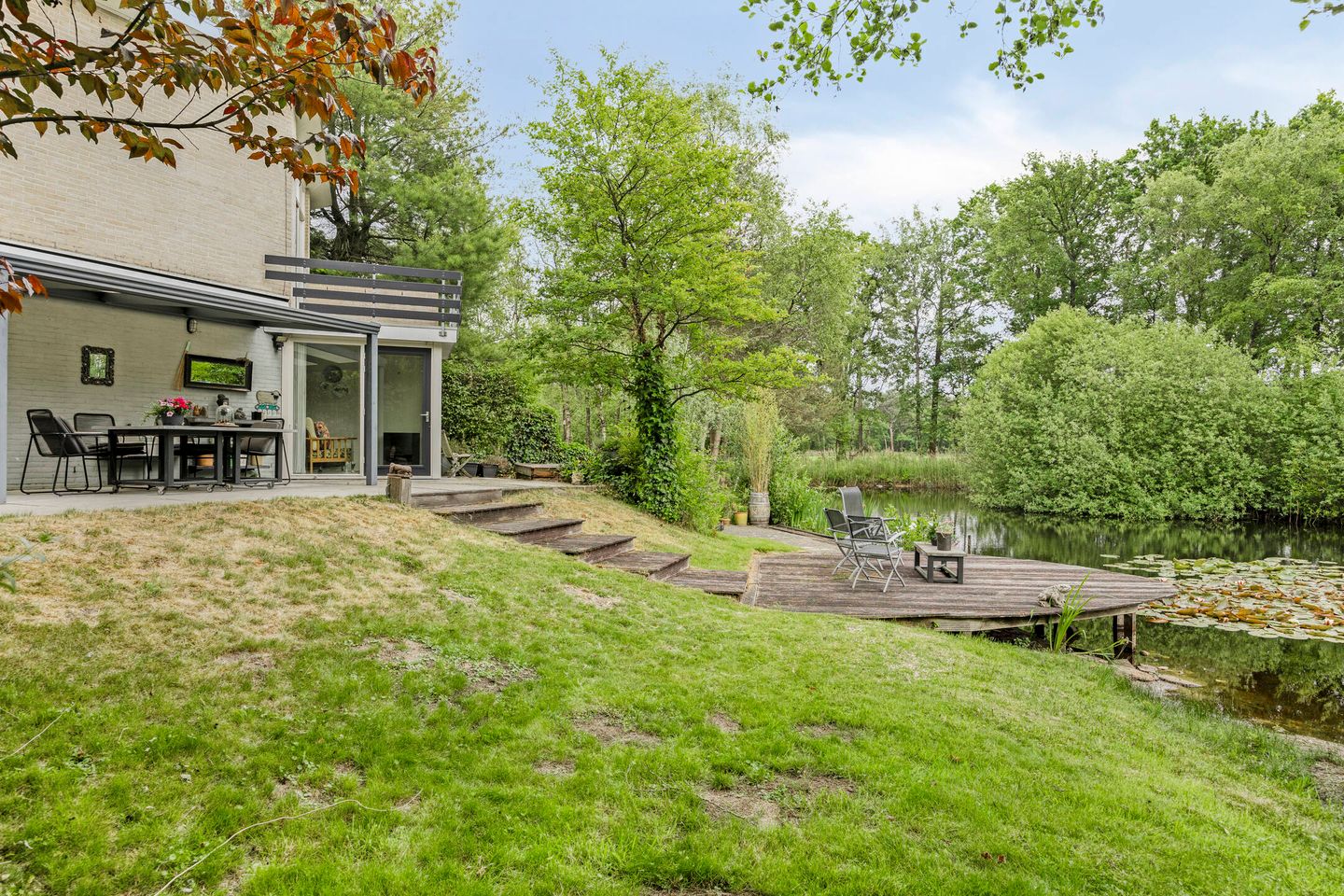 Photo 4 of Scheibaan 17-17