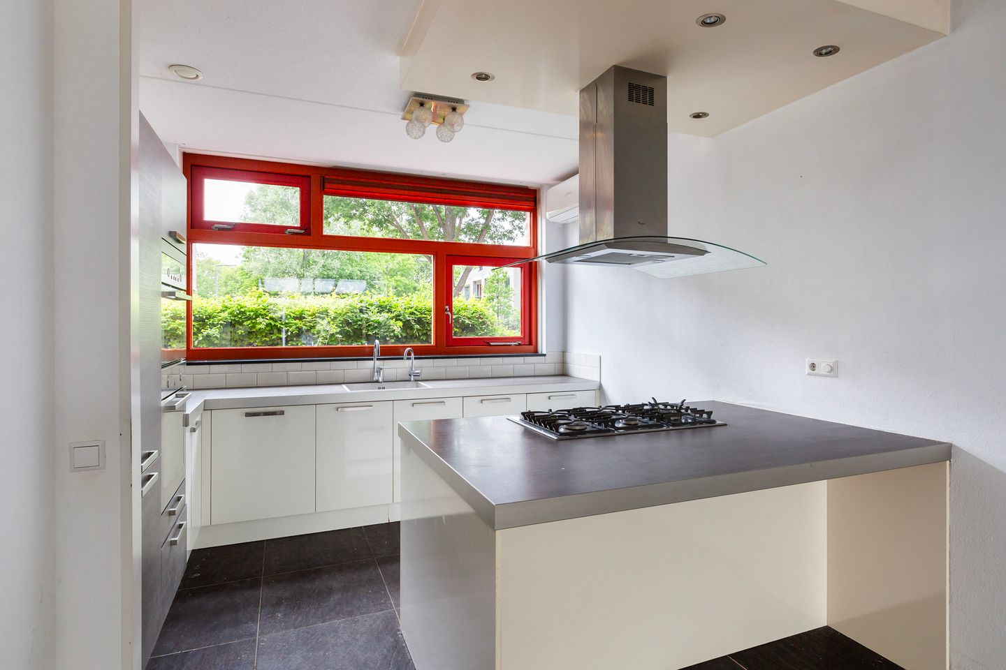 Foto 10 van Eikenlaan 14