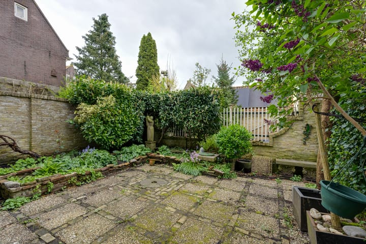 Photo 32 of Kerkstraat 54