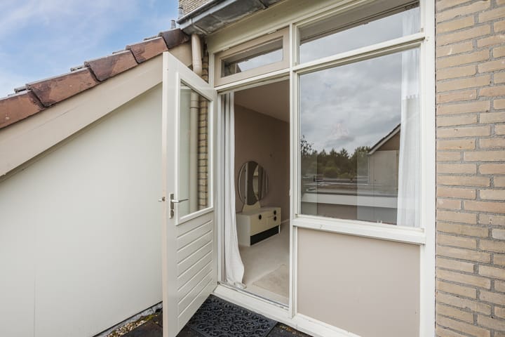 Foto 18 van Generaal S.H. Spoorlaan 1