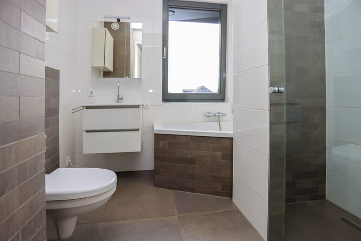 Foto 18 van Reehorsterweg 21-C