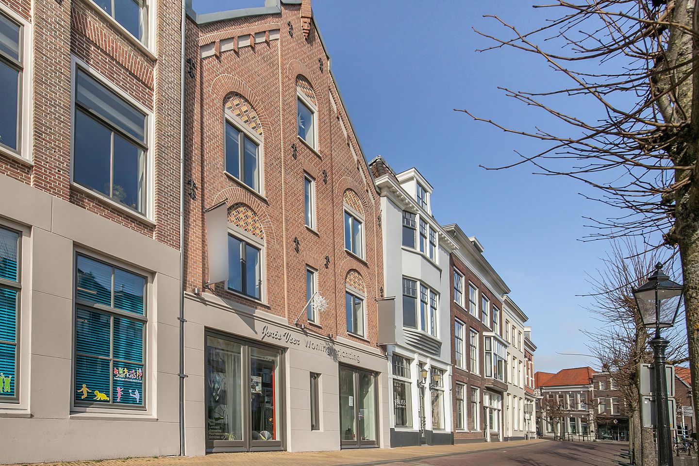 Bekijk foto 2 van Voorhaven 9