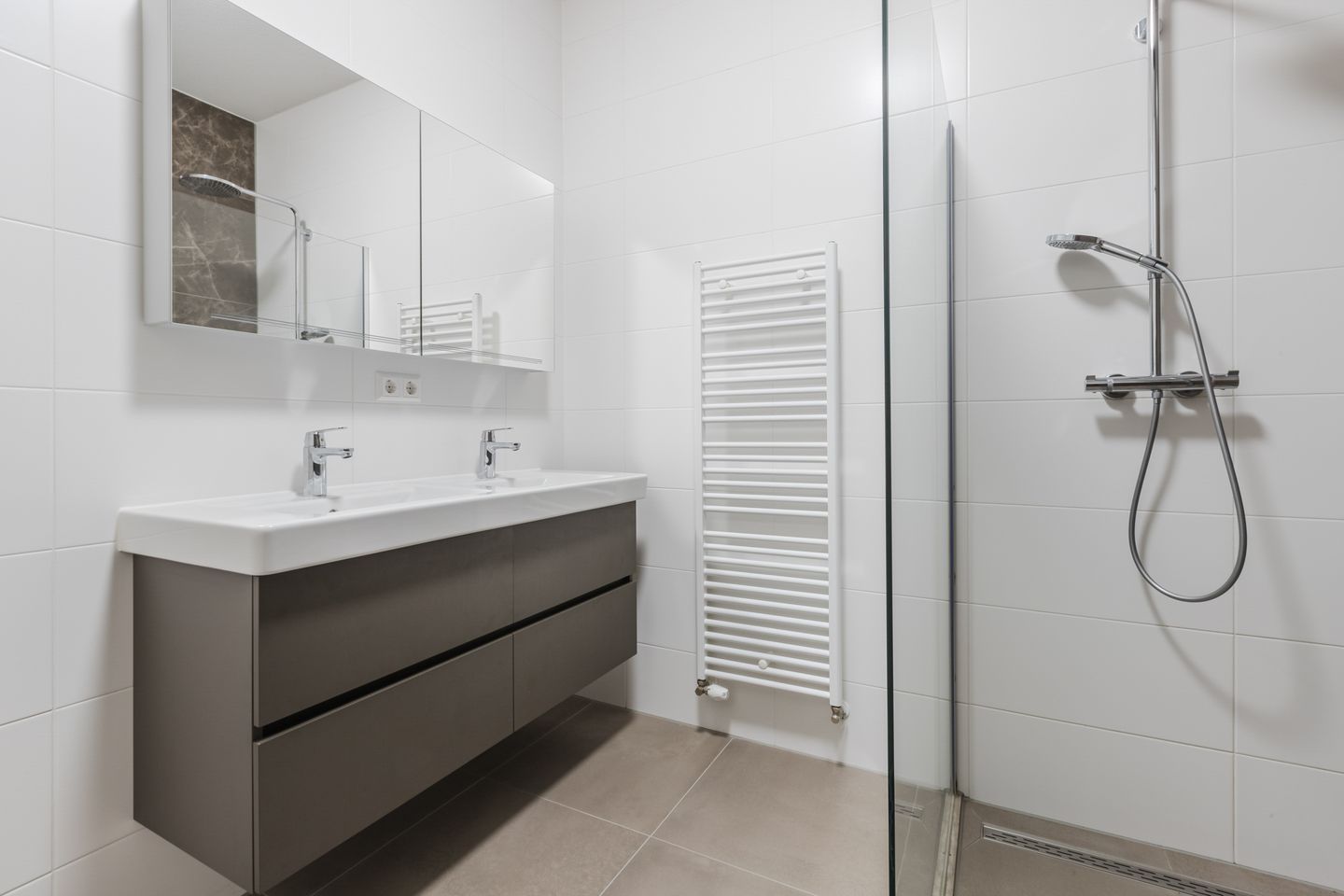 Foto 25 van Koraal 102