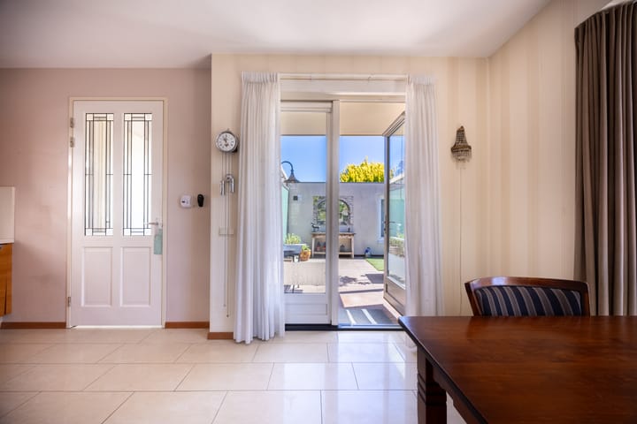 Photo 15 of Grotestraat 32-A