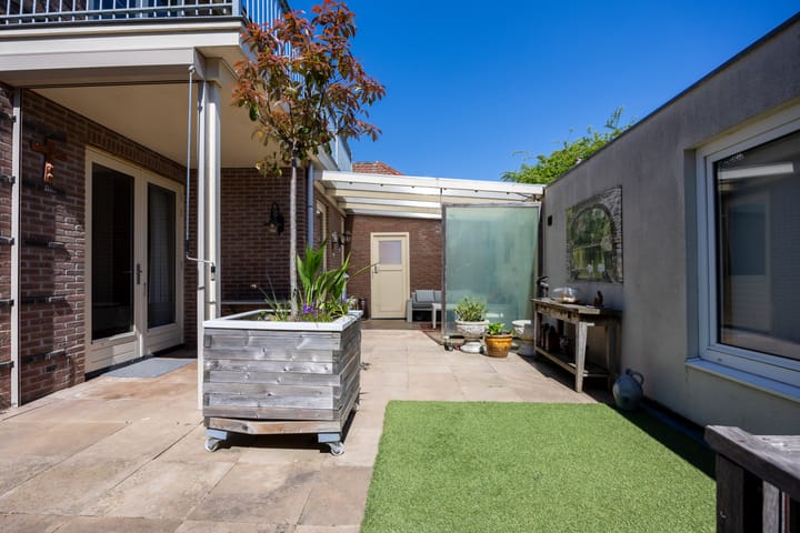 Photo 25 of Grotestraat 32-A