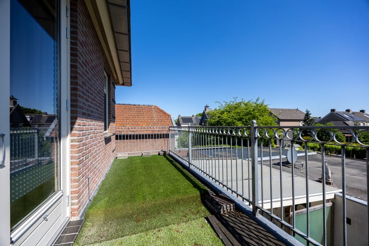 Photo 35 of Grotestraat 32-A