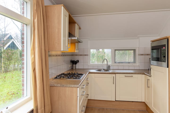 Foto 4 van Karelsdijk 2-A31