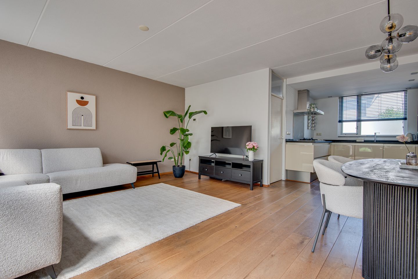 Foto 5 van Meester Happensoenlaan 9