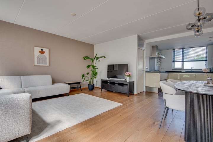 Foto 5 van Meester Happensoenlaan 9