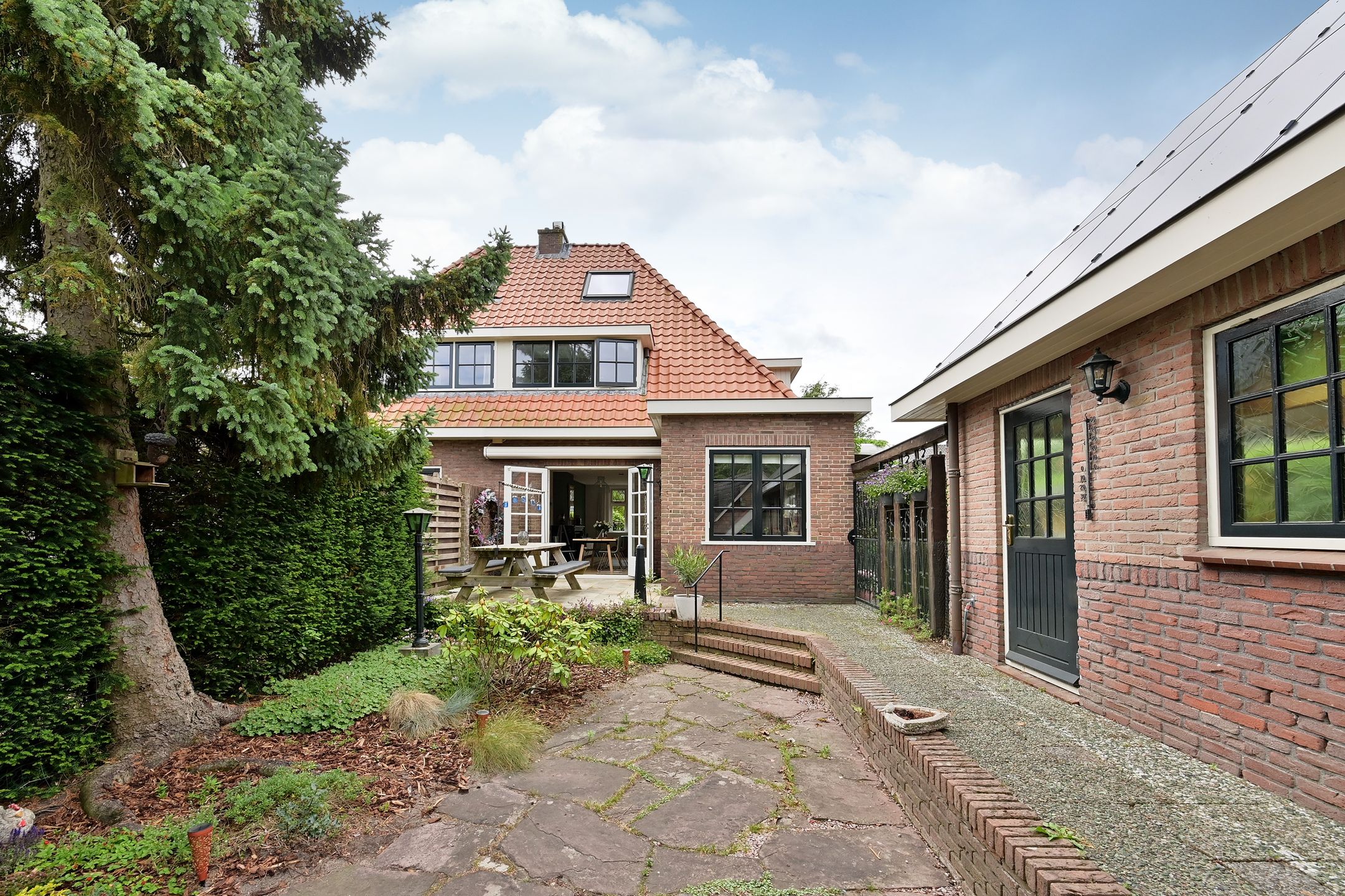 Foto 15 van Hooghuizenweg 14