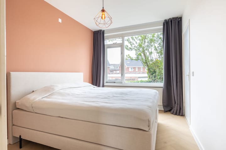 Foto 14 van Lachappellestraat 41