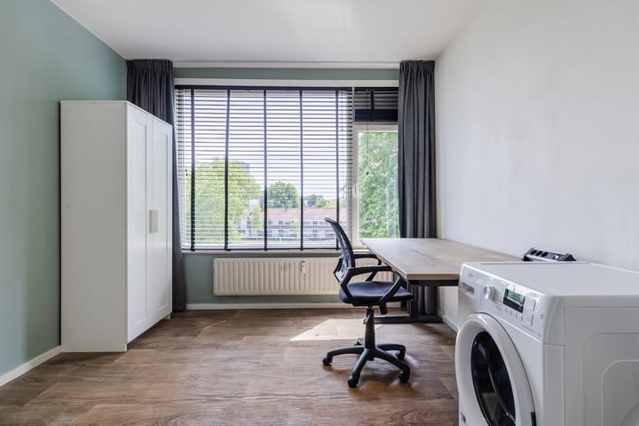 Photo 23 of Kaarderstraat 10